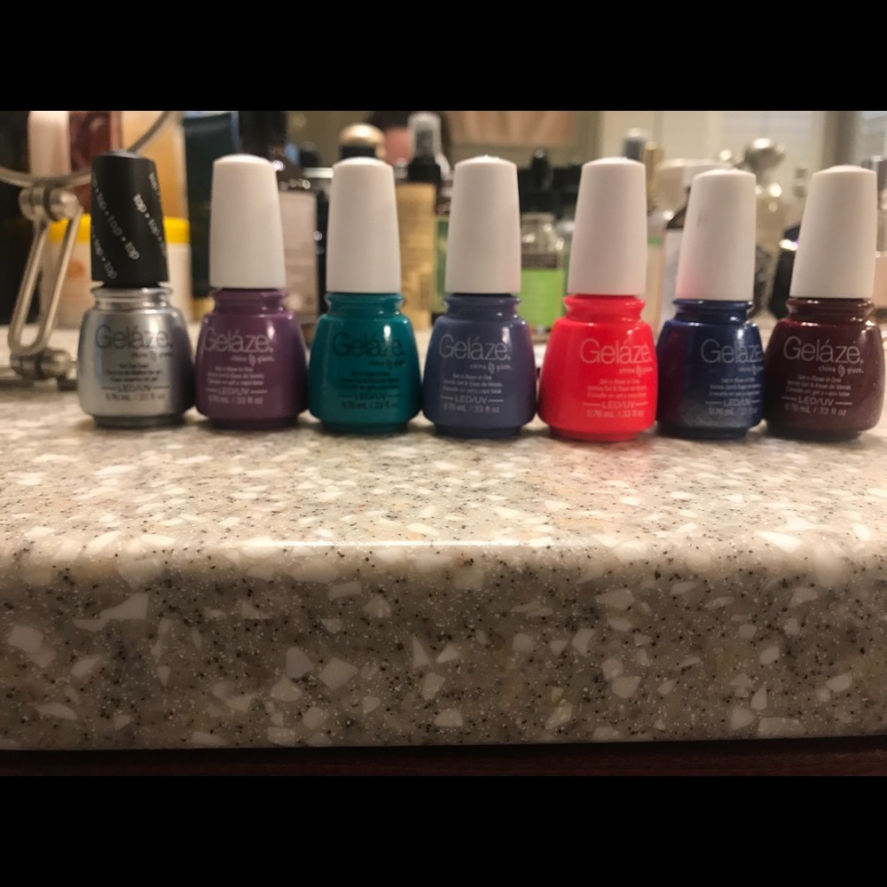 Gel Nail polish bundle with 7 polish’s